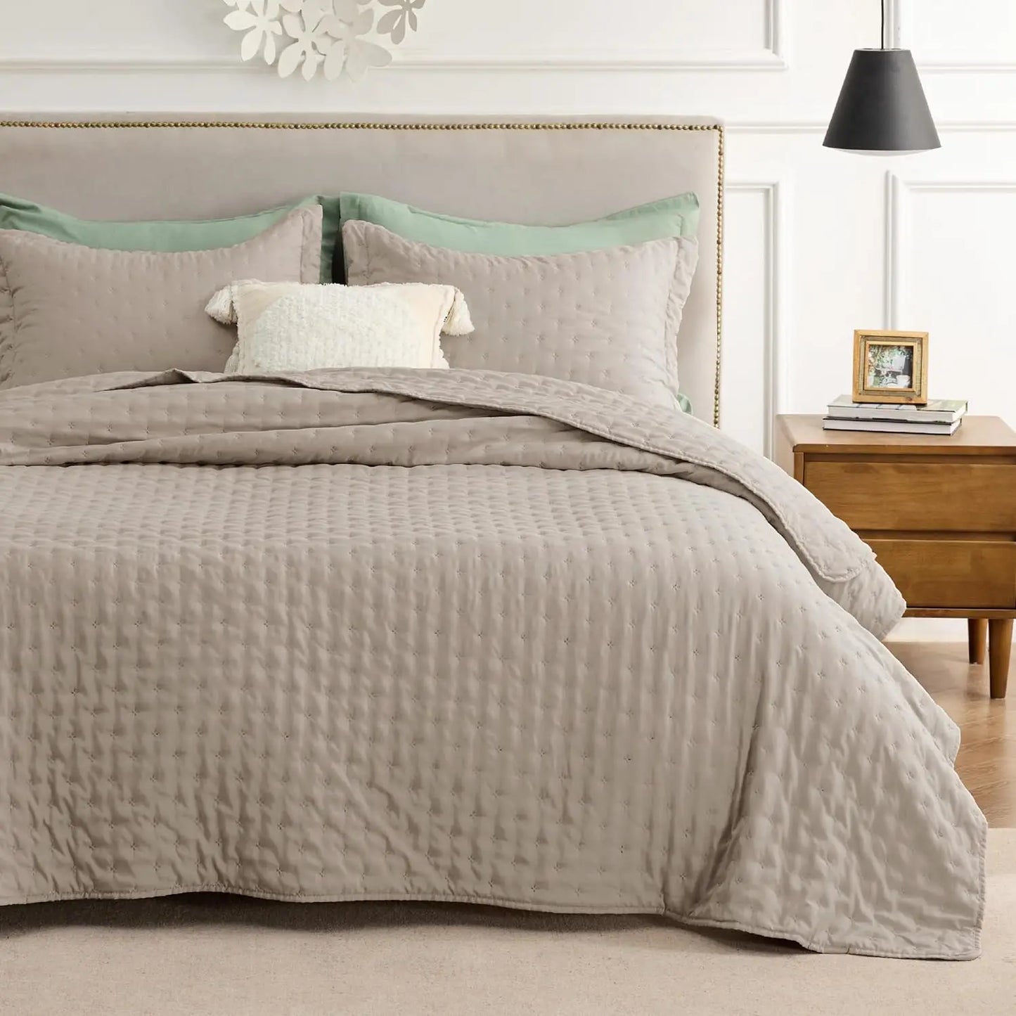 Clover Bedspread