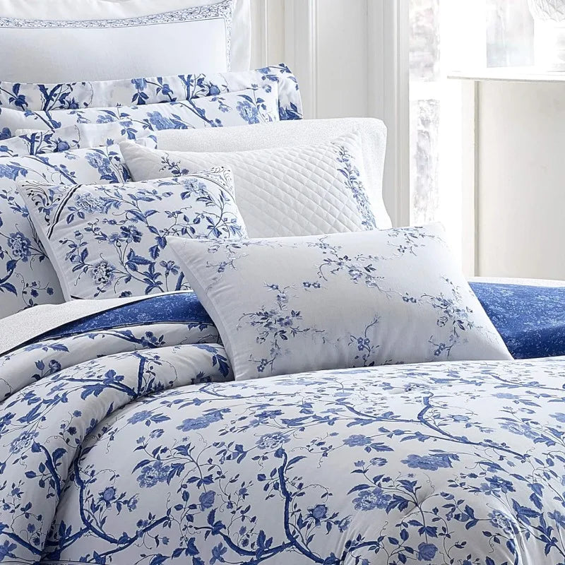 Reversible Duvet Cover Set with Matching Shams
