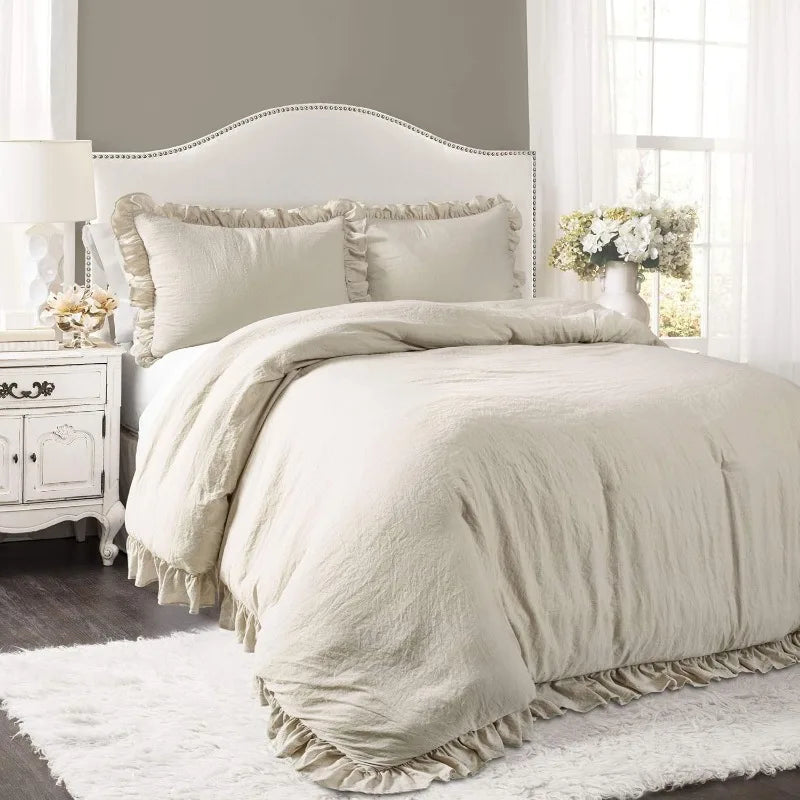 Ruffled Comforter Set With Shams